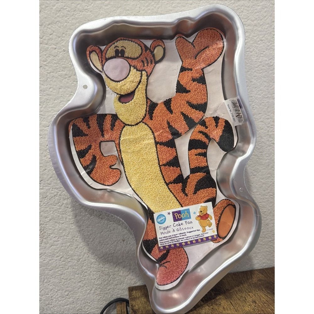 Vintage Wilton TIGGER Full Body Cake Pan 2105-3001 Disney Pooh NEW